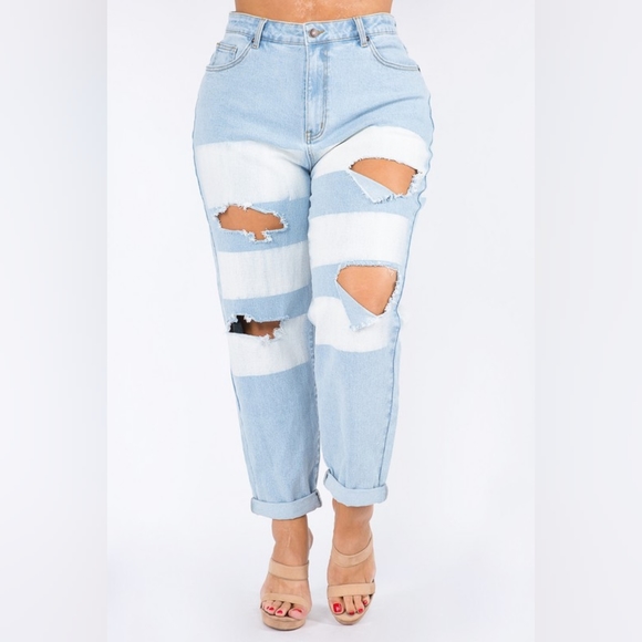 High Waist Bleached Mom Jeans - Picture 5 of 5